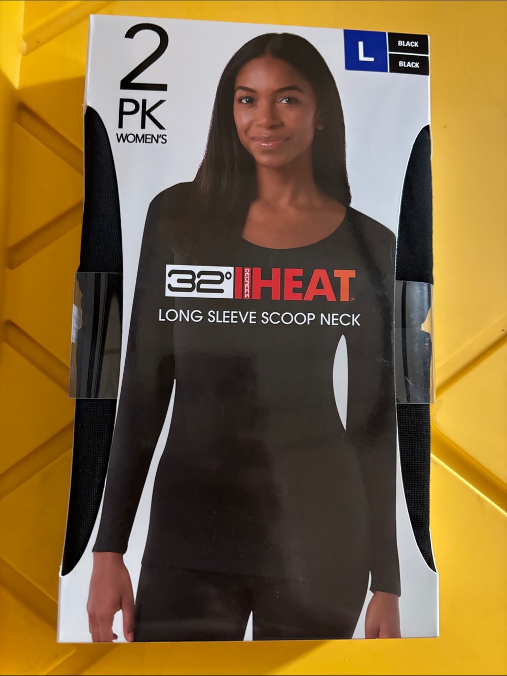 32 Degrees Women's Long Sleeve Scoop Neck Top - Black